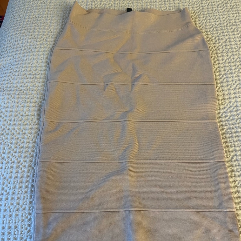 Light beige/cream BCBG skirt size XS